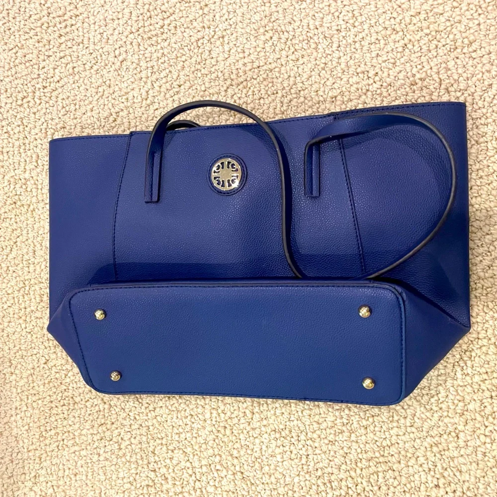 Gorgeous deep blue never used purse MFK - Picture 2 of 6
